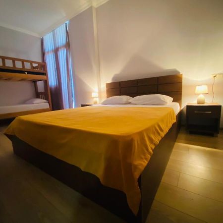 Mimino Aparthotel Батуми Екстериор снимка
