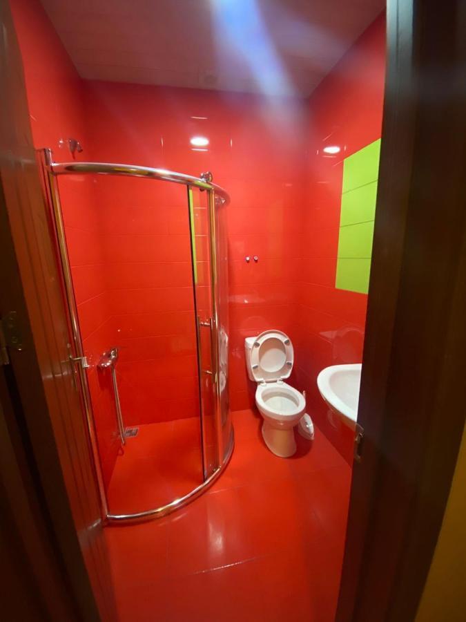 Mimino Aparthotel Батуми Екстериор снимка