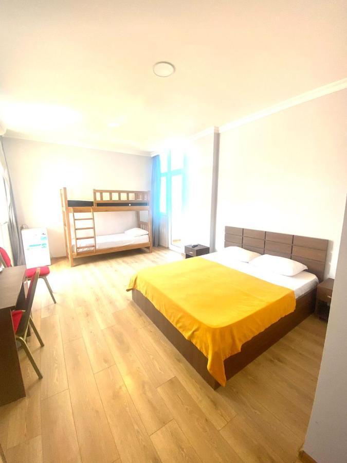 Mimino Aparthotel Батуми Екстериор снимка