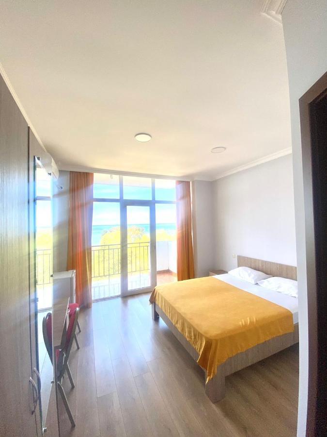 Mimino Aparthotel Батуми Екстериор снимка