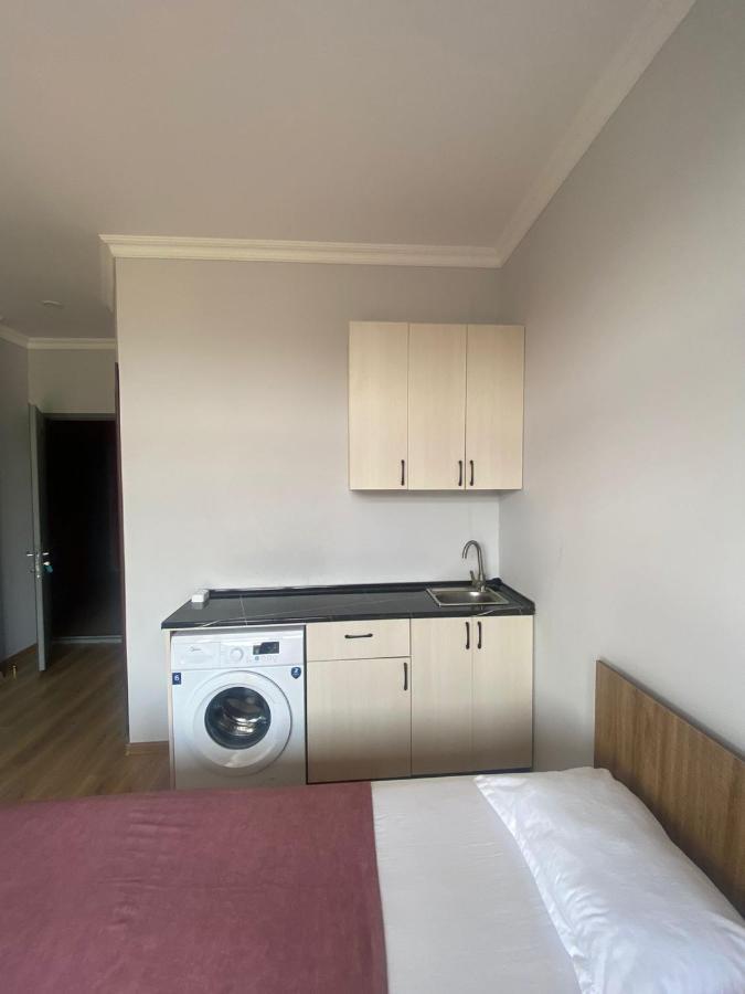 Mimino Aparthotel Батуми Екстериор снимка