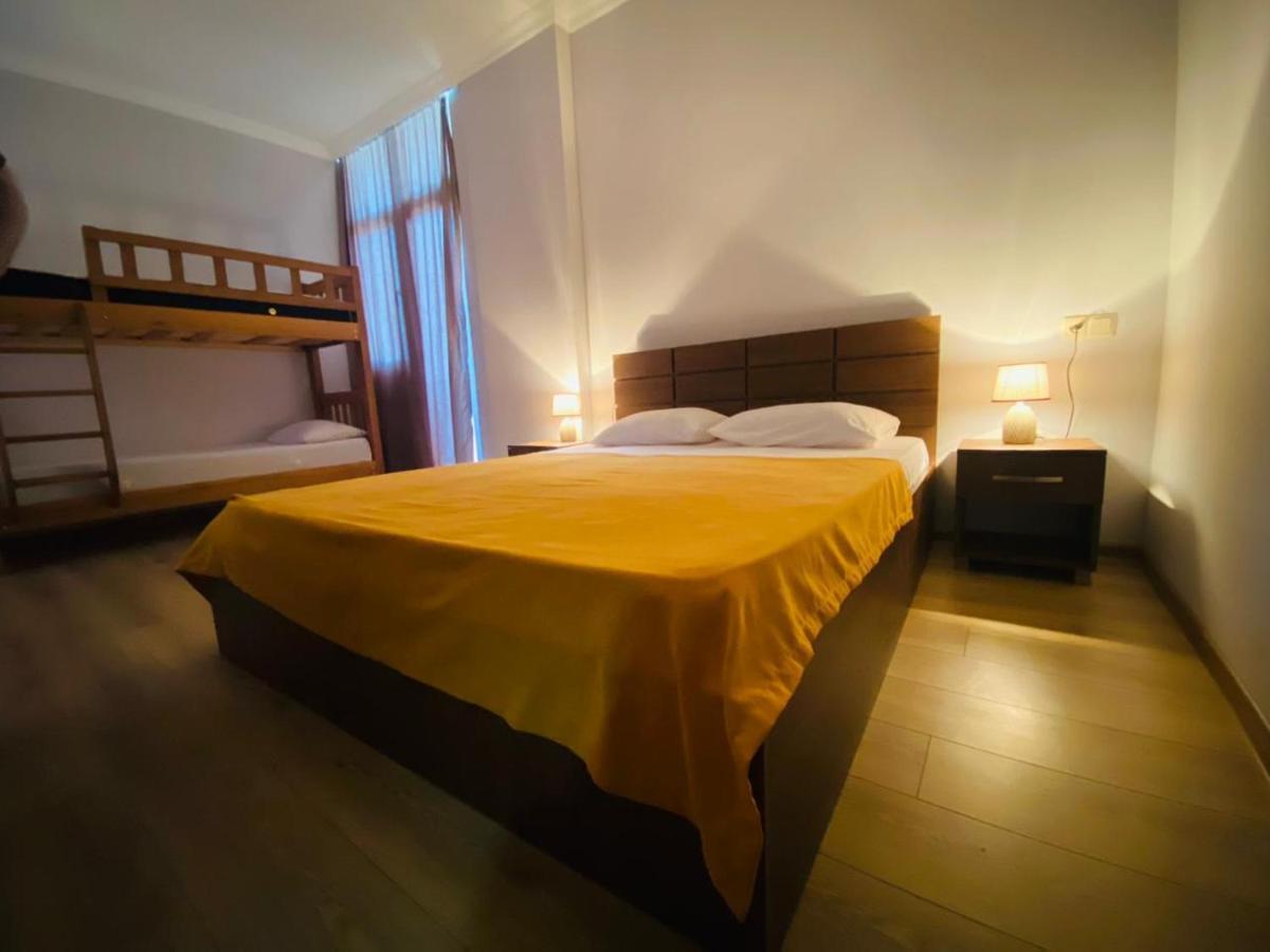 Mimino Aparthotel Батуми Екстериор снимка
