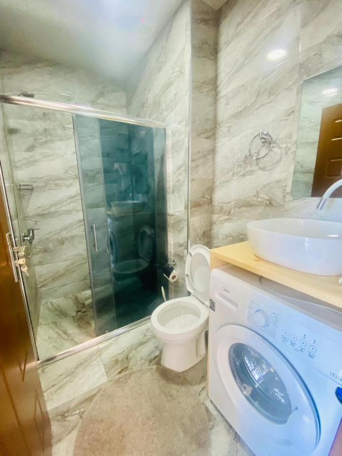 Mimino Aparthotel Батуми Екстериор снимка